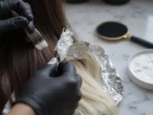 Bleich deine Haare blond