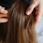 Kamm-Frisur: Wie du deine Haare richtig bürstest